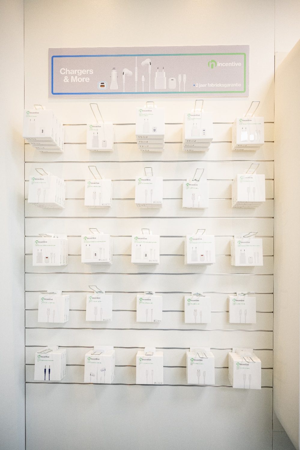 Welcom chargers display